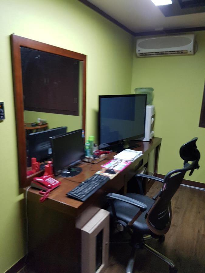 Plus Motel Gwangju Metropolitan City Екстериор снимка